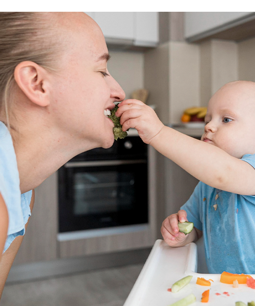 Baby with Mother img